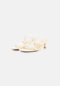 Michael Kors Light Cream Kitten Heels (New)